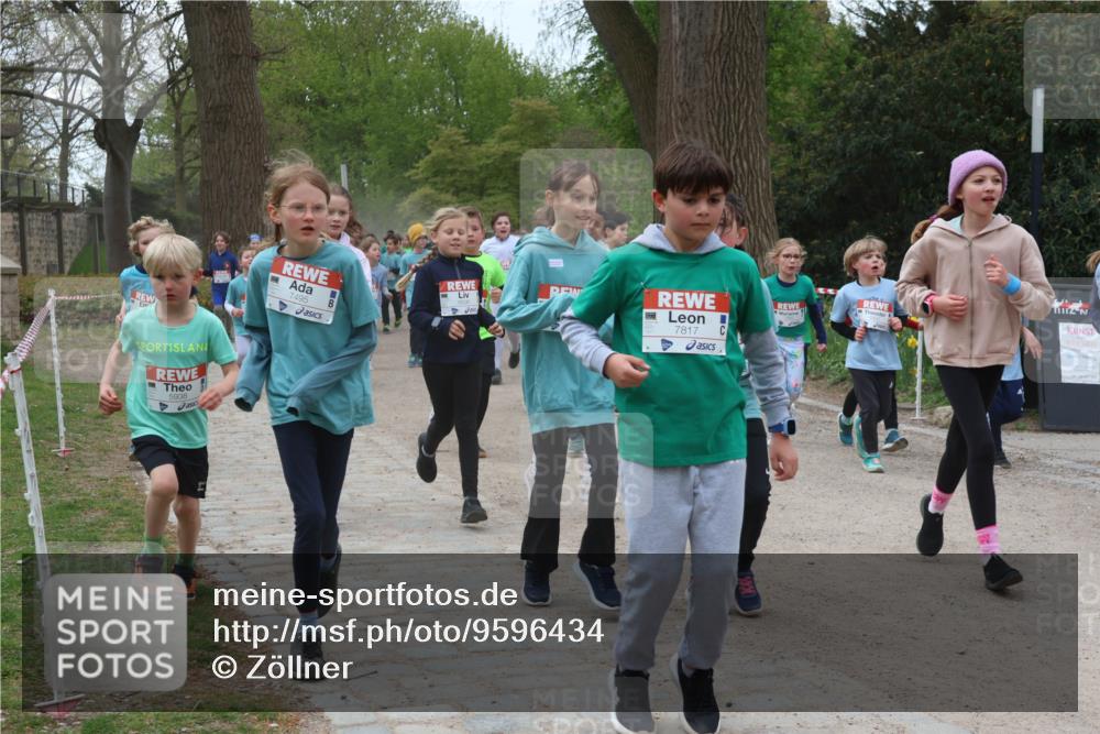 25.04.2026 - Das Zehntel Zöllner http://msf.ph/oto/9596434 25.04.2026 10:45:36 Laufen 5938, 7495, 7817 meine-sportfotos.de