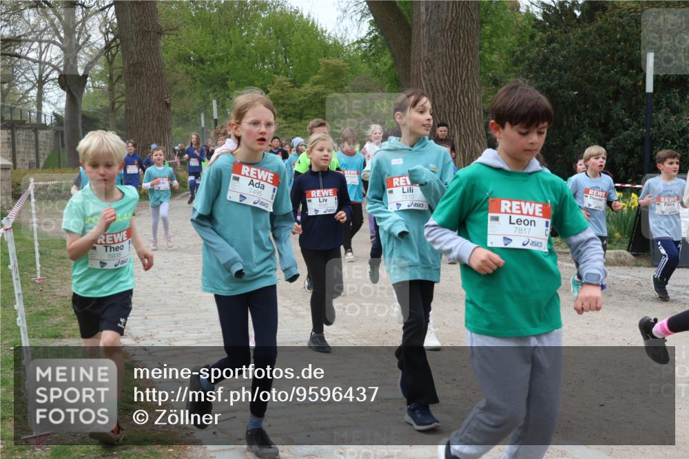 25.04.2026 - Das Zehntel Zöllner http://msf.ph/oto/9596437 25.04.2026 10:45:36 Laufen 5938, 7495, 7510, 7817 meine-sportfotos.de