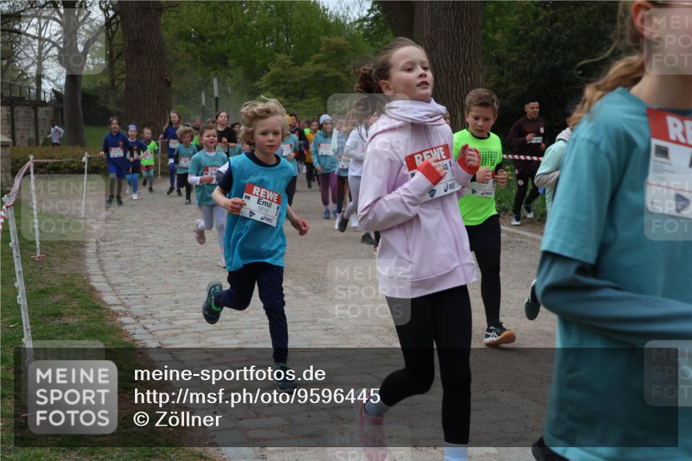 25.04.2026 - Das Zehntel Zöllner http://msf.ph/oto/9596445 25.04.2026 10:45:38 Laufen 5616, 7117 meine-sportfotos.de
