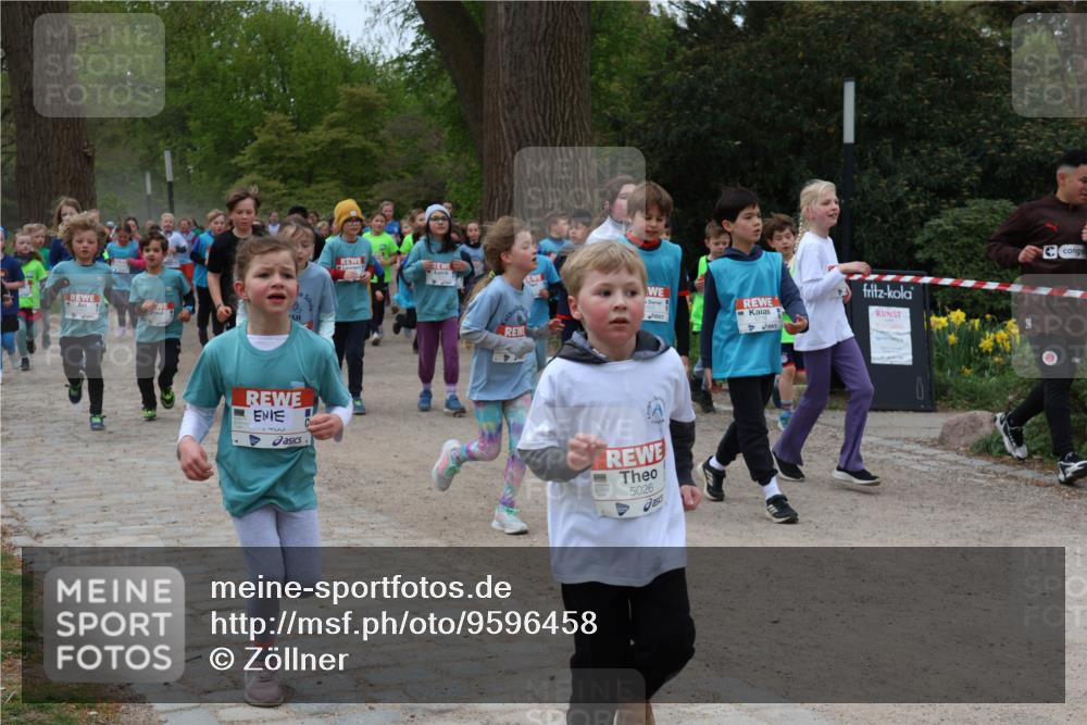 25.04.2026 - Das Zehntel Zöllner http://msf.ph/oto/9596458 25.04.2026 10:45:40 Laufen 33, 1, 5026 meine-sportfotos.de