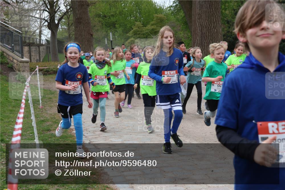 25.04.2026 - Das Zehntel Zöllner http://msf.ph/oto/9596480 25.04.2026 10:45:44 Laufen 6440 meine-sportfotos.de