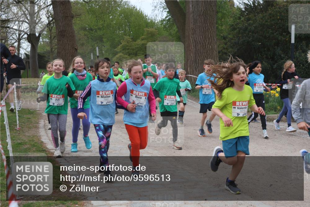 25.04.2026 - Das Zehntel Zöllner http://msf.ph/oto/9596513 25.04.2026 10:45:51 Laufen 6494, 7663, 7642, 6270 meine-sportfotos.de
