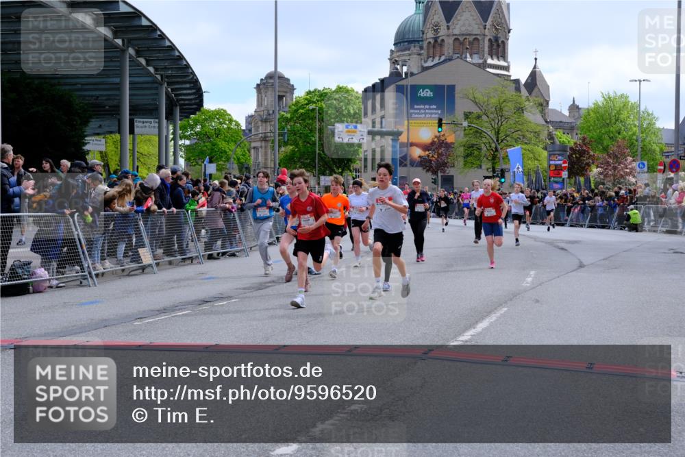 25.04.2026 - Das Zehntel Tim E. http://msf.ph/oto/9596520 25.04.2026 14:50:52 Ziel 15140, 15230, 15331, 15401, 15449, 15460, 15467, 15471, 15482, 15559, 15718, 15743, 15841, 15850, 16054, 16057, 16098, 16409, 16421, 16516, 16678, 16726, 16790, 16839, 17246, 17267, 17415, 17420, 17838, 18024, 18115, 18178, 18248 meine-sportfotos.de