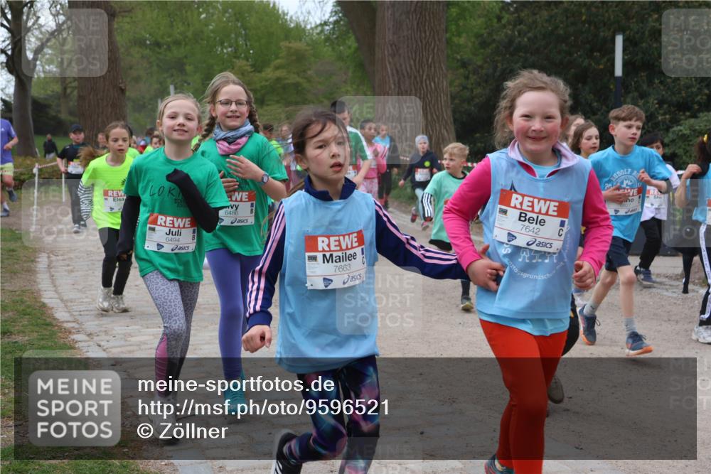 25.04.2026 - Das Zehntel Zöllner http://msf.ph/oto/9596521 25.04.2026 10:45:52 Laufen 6494, 6486, 7663, 7642 meine-sportfotos.de