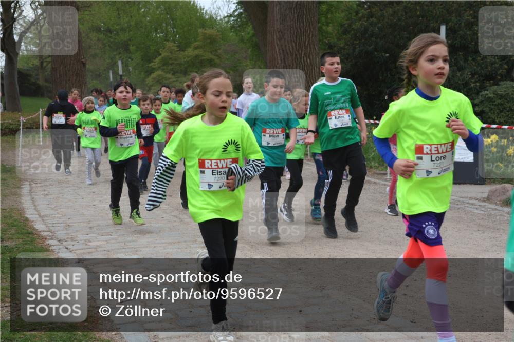 25.04.2026 - Das Zehntel Zöllner http://msf.ph/oto/9596527 25.04.2026 10:45:53 Laufen 7220, 7221 meine-sportfotos.de