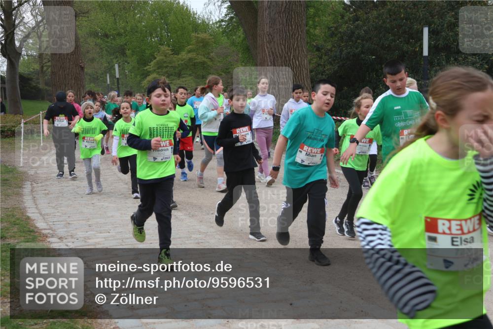 25.04.2026 - Das Zehntel Zöllner http://msf.ph/oto/9596531 25.04.2026 10:45:54 Laufen 7012, 7220 meine-sportfotos.de