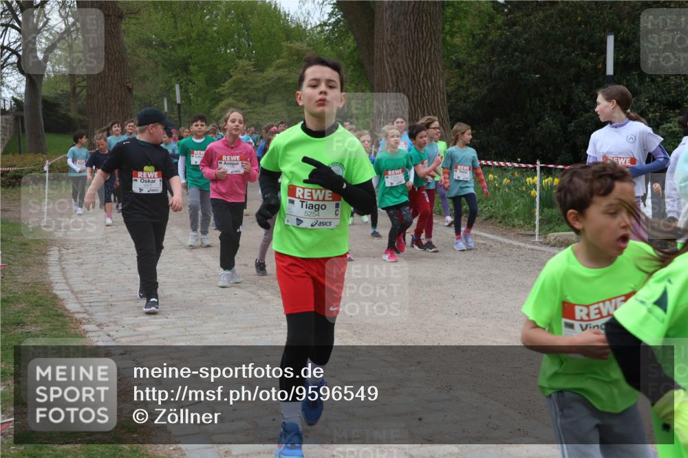 25.04.2026 - Das Zehntel Zöllner http://msf.ph/oto/9596549 25.04.2026 10:45:57 Laufen 5254 meine-sportfotos.de