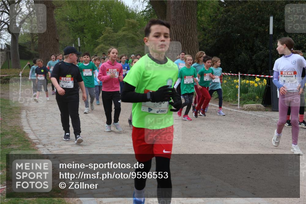 25.04.2026 - Das Zehntel Zöllner http://msf.ph/oto/9596553 25.04.2026 10:45:58 Laufen 5254, 5119 meine-sportfotos.de