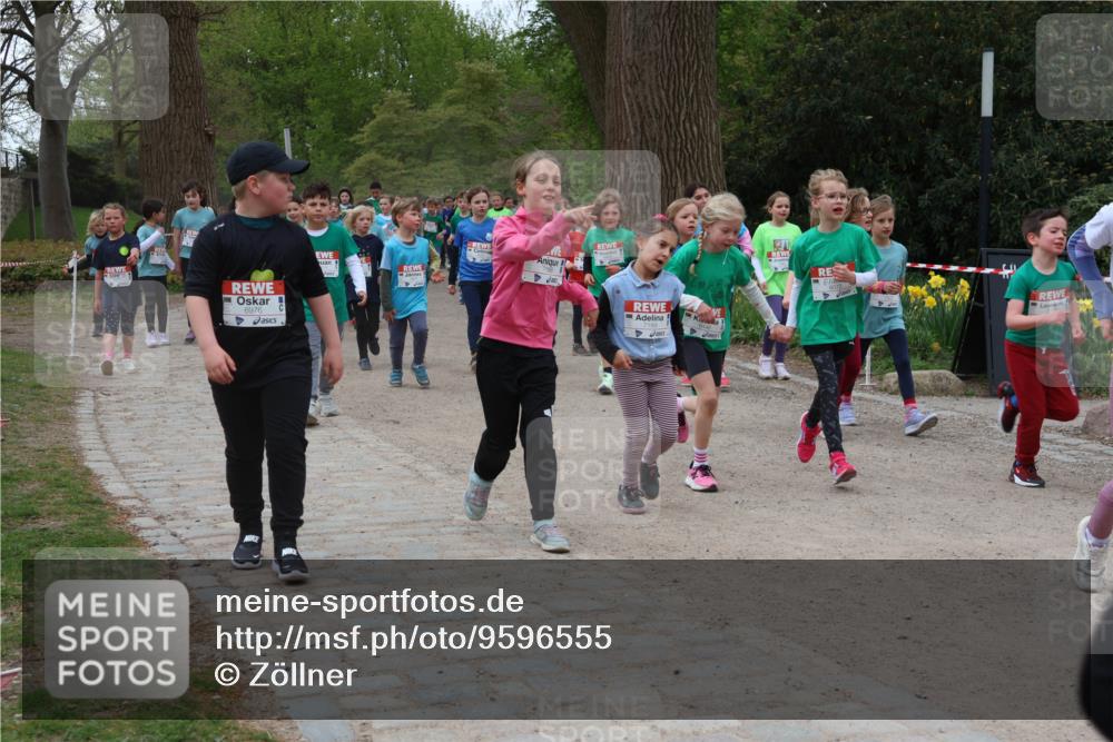 25.04.2026 - Das Zehntel Zöllner http://msf.ph/oto/9596555 25.04.2026 10:45:58 Laufen 6976 meine-sportfotos.de