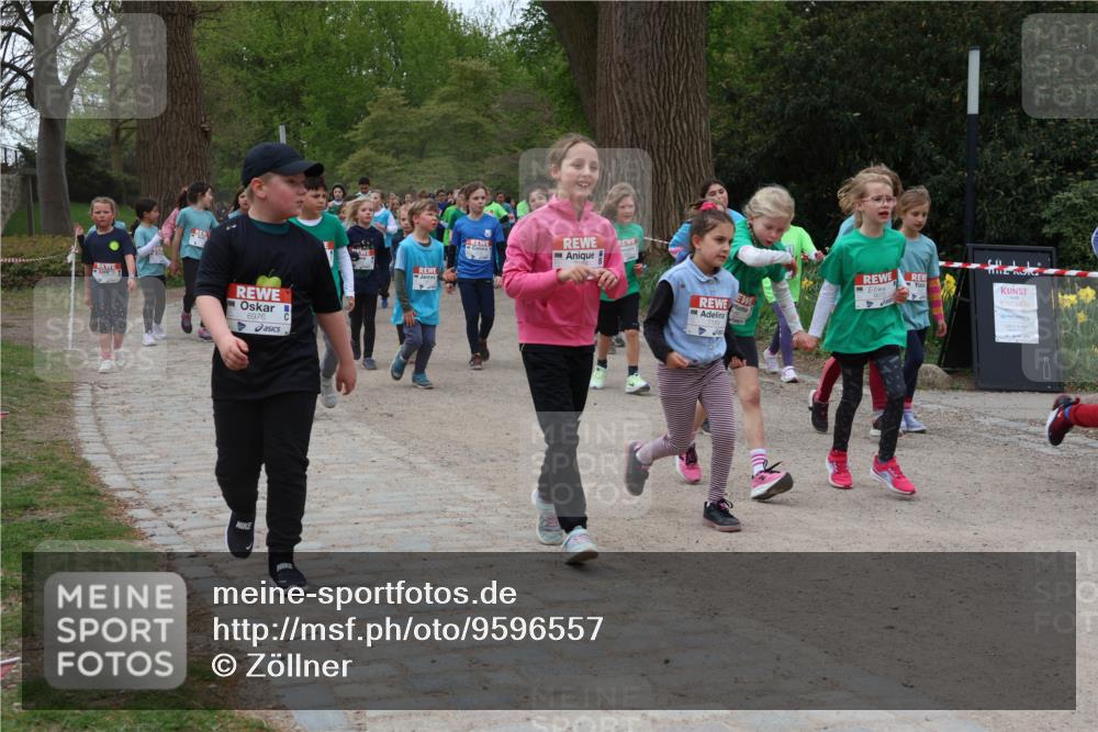 25.04.2026 - Das Zehntel Zöllner http://msf.ph/oto/9596557 25.04.2026 10:45:59 Laufen 6976 meine-sportfotos.de