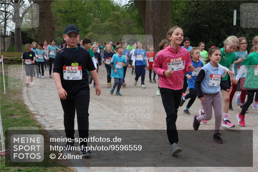 25.04.2026 - Das Zehntel Zöllner http://msf.ph/oto/9596559 25.04.2026 10:45:59 Laufen 6976, 7188, 7189 meine-sportfotos.de