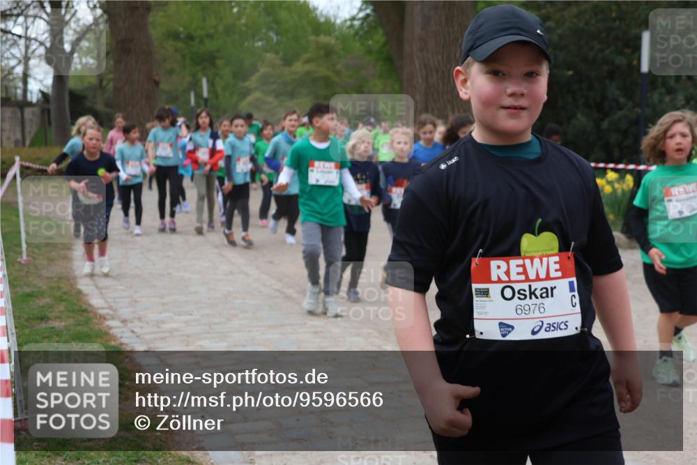 25.04.2026 - Das Zehntel Zöllner http://msf.ph/oto/9596566 25.04.2026 10:46:01 Laufen 6976, 6976 meine-sportfotos.de