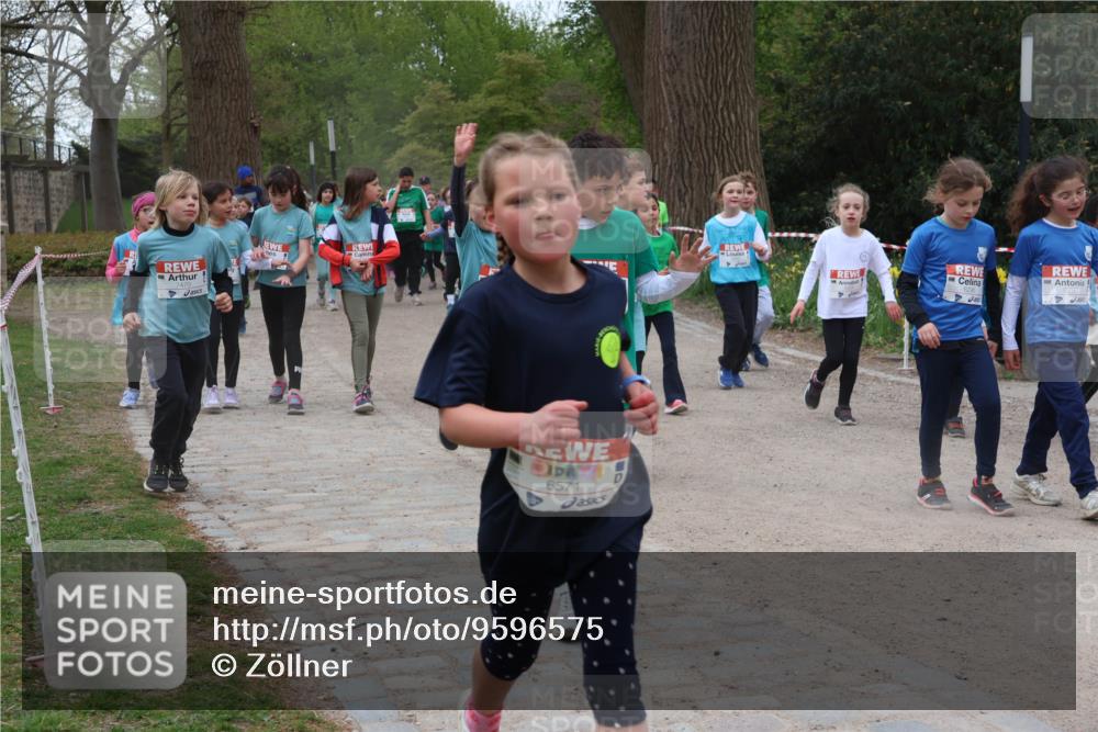25.04.2026 - Das Zehntel Zöllner http://msf.ph/oto/9596575 25.04.2026 10:46:03 Laufen 6571 meine-sportfotos.de