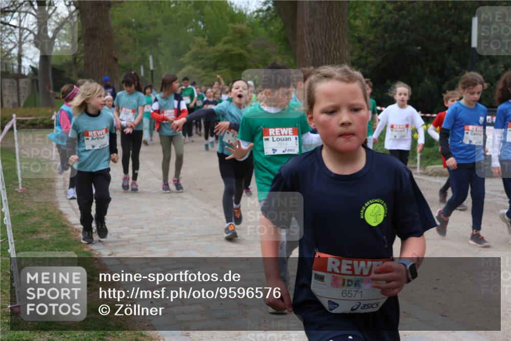25.04.2026 - Das Zehntel Zöllner http://msf.ph/oto/9596576 25.04.2026 10:46:03 Laufen 7814, 6571 meine-sportfotos.de