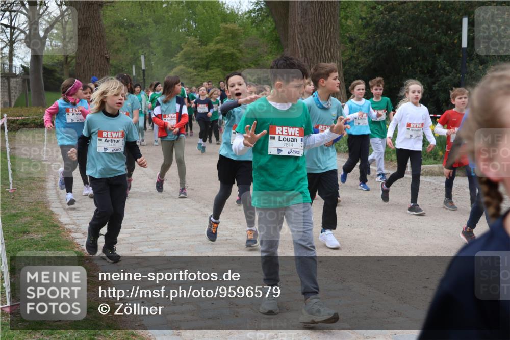 25.04.2026 - Das Zehntel Zöllner http://msf.ph/oto/9596579 25.04.2026 10:46:04 Laufen 7470, 7814 meine-sportfotos.de