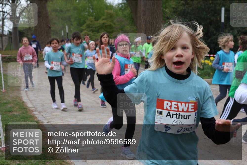 25.04.2026 - Das Zehntel Zöllner http://msf.ph/oto/9596589 25.04.2026 10:46:05 Laufen 7470, 7470 meine-sportfotos.de