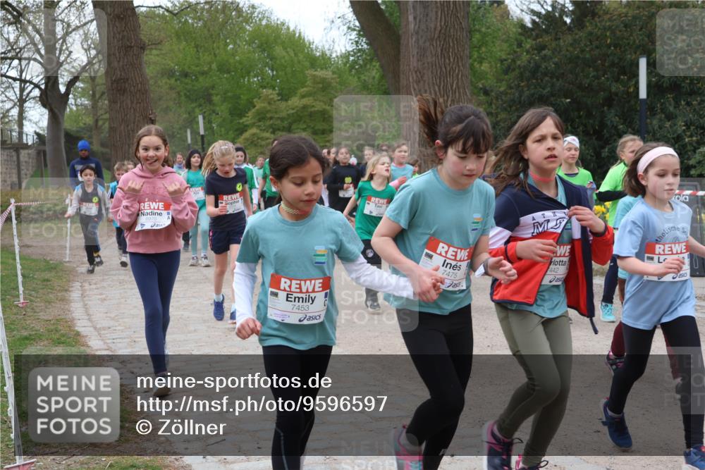 25.04.2026 - Das Zehntel Zöllner http://msf.ph/oto/9596597 25.04.2026 10:46:07 Laufen 7453, 7475, 442 meine-sportfotos.de