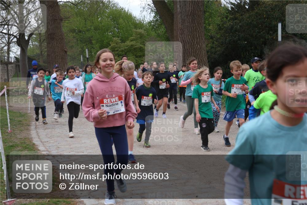 25.04.2026 - Das Zehntel Zöllner http://msf.ph/oto/9596603 25.04.2026 10:46:08 Laufen 6970 meine-sportfotos.de
