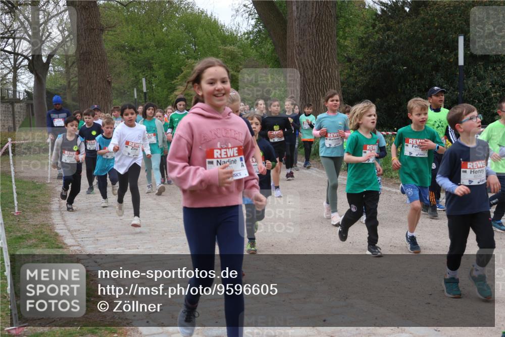25.04.2026 - Das Zehntel Zöllner http://msf.ph/oto/9596605 25.04.2026 10:46:08 Laufen 7834, 6599 meine-sportfotos.de