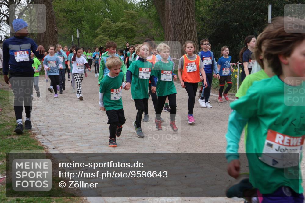25.04.2026 - Das Zehntel Zöllner http://msf.ph/oto/9596643 25.04.2026 10:46:15 Laufen 6458 meine-sportfotos.de