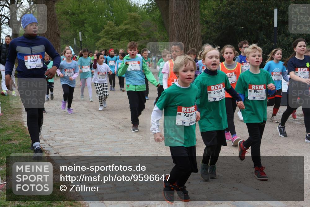 25.04.2026 - Das Zehntel Zöllner http://msf.ph/oto/9596647 25.04.2026 10:46:16 Laufen 1440, 7800, 7760, 7767 meine-sportfotos.de