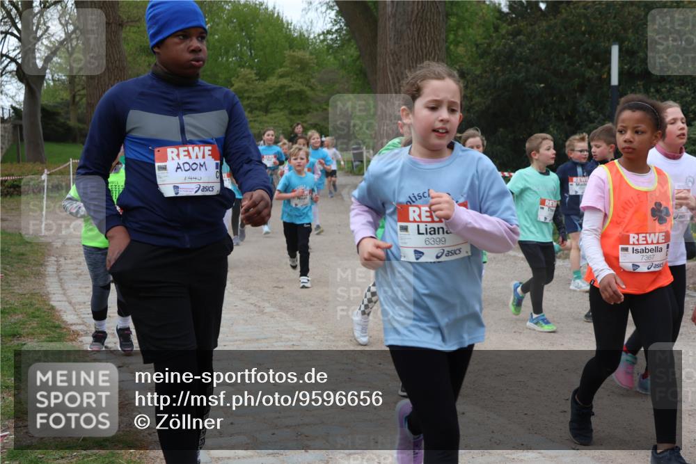 25.04.2026 - Das Zehntel Zöllner http://msf.ph/oto/9596656 25.04.2026 10:46:18 Laufen 7440, 6399, 7367 meine-sportfotos.de