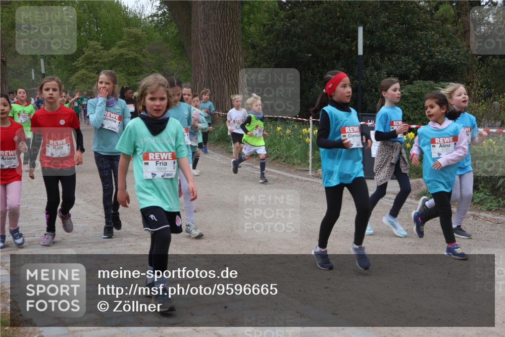 25.04.2026 - Das Zehntel Zöllner http://msf.ph/oto/9596665 25.04.2026 10:46:21 Laufen 6176, 5958, 5717, 5720 meine-sportfotos.de