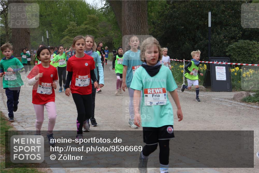 25.04.2026 - Das Zehntel Zöllner http://msf.ph/oto/9596669 25.04.2026 10:46:22 Laufen 6165, 6176, 5958 meine-sportfotos.de