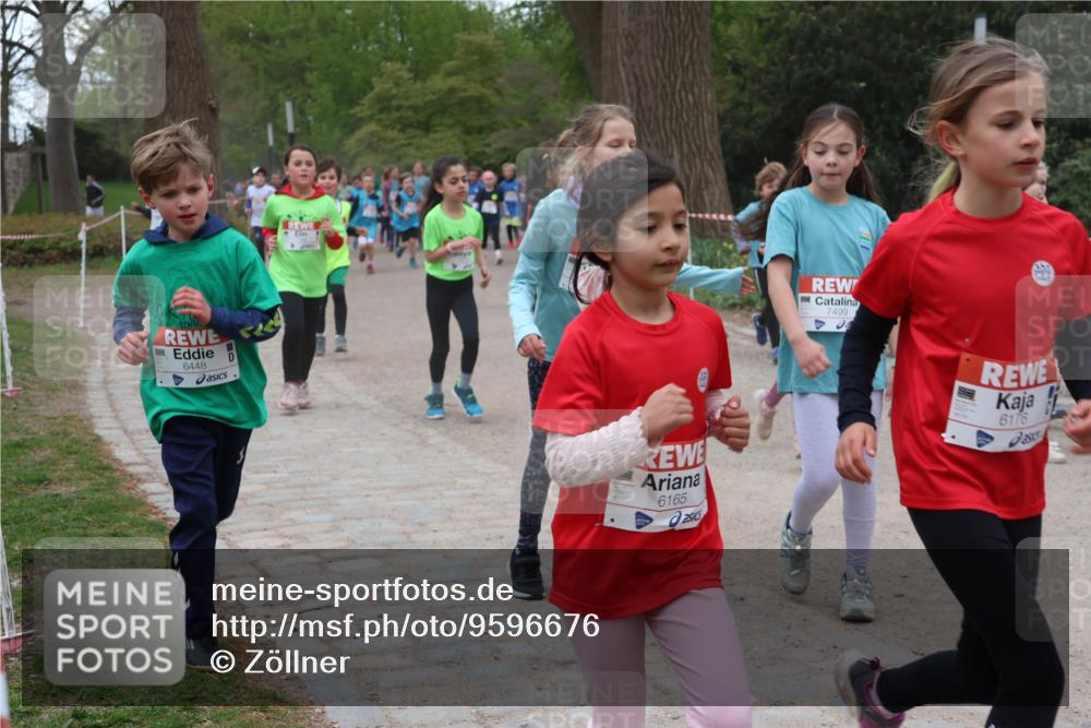 25.04.2026 - Das Zehntel Zöllner http://msf.ph/oto/9596676 25.04.2026 10:46:23 Laufen 6448, 6165, 7499, 6176 meine-sportfotos.de