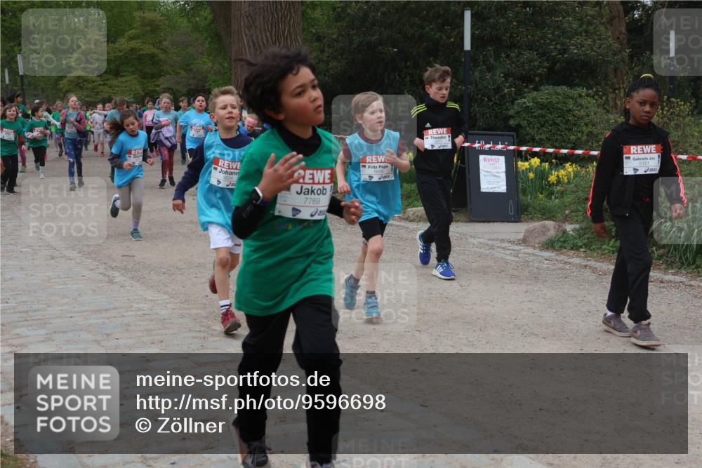 25.04.2026 - Das Zehntel Zöllner http://msf.ph/oto/9596698 25.04.2026 10:46:29 Laufen 5638, 7769, 5649, 5010, 5151 meine-sportfotos.de