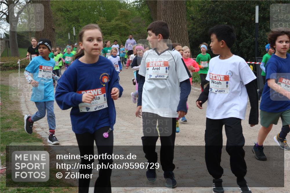 25.04.2026 - Das Zehntel Zöllner http://msf.ph/oto/9596729 25.04.2026 10:46:36 Laufen 6793, 3400, 5060, 5064, 5397 meine-sportfotos.de