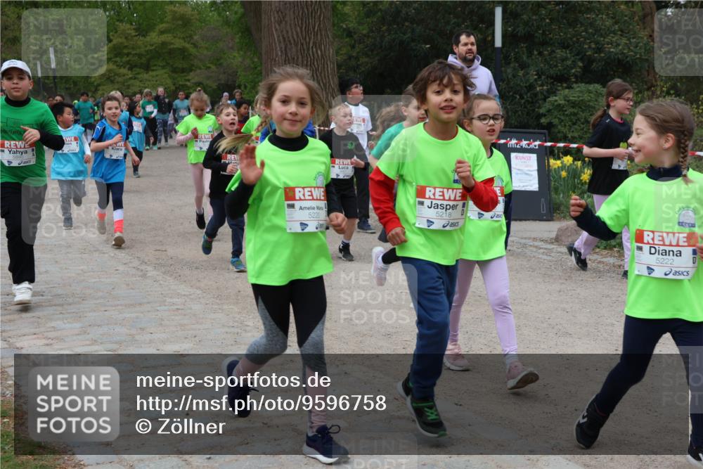 25.04.2026 - Das Zehntel Zöllner http://msf.ph/oto/9596758 25.04.2026 10:46:44 Laufen 5890, 5220, 5218, 465, 5222 meine-sportfotos.de