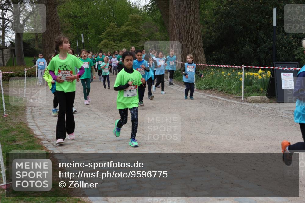 25.04.2026 - Das Zehntel Zöllner http://msf.ph/oto/9596775 25.04.2026 10:46:48 Laufen 1111 meine-sportfotos.de