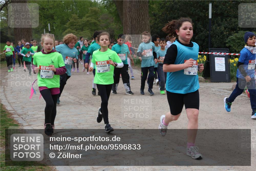 25.04.2026 - Das Zehntel Zöllner http://msf.ph/oto/9596833 25.04.2026 10:47:01 Laufen 7087, 7064, 5766, 50, 11112 meine-sportfotos.de