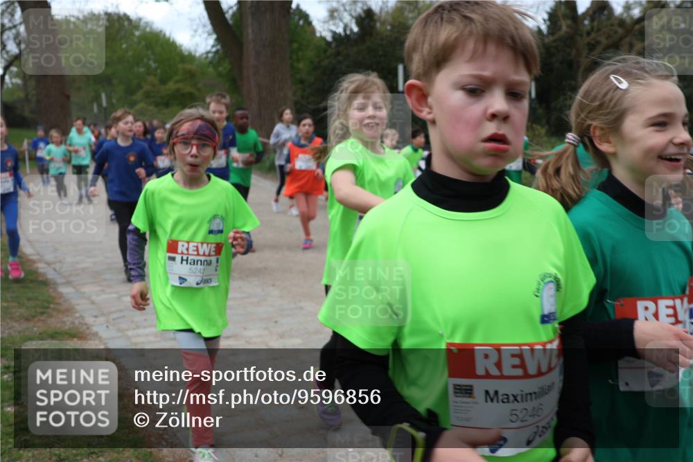25.04.2026 - Das Zehntel Zöllner http://msf.ph/oto/9596856 25.04.2026 10:47:08 Laufen 5242, 5246 meine-sportfotos.de