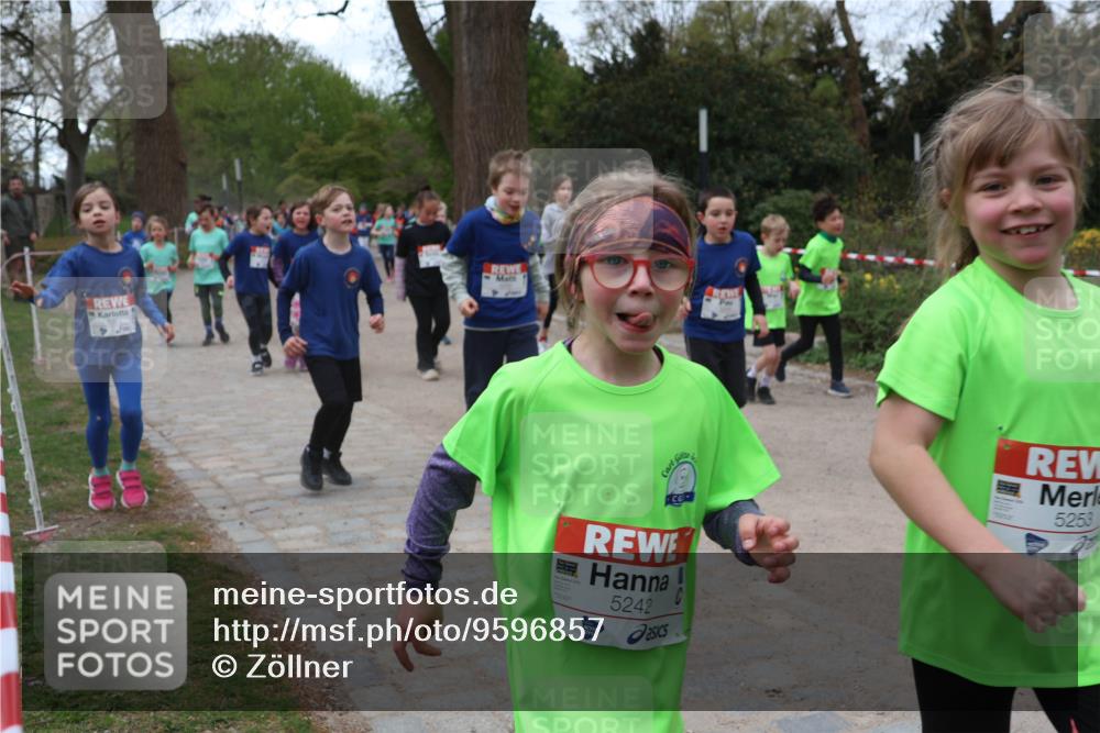 25.04.2026 - Das Zehntel Zöllner http://msf.ph/oto/9596857 25.04.2026 10:47:09 Laufen 5242, 5253 meine-sportfotos.de