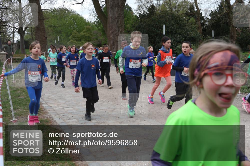 25.04.2026 - Das Zehntel Zöllner http://msf.ph/oto/9596858 25.04.2026 10:47:09 Laufen 5351 meine-sportfotos.de
