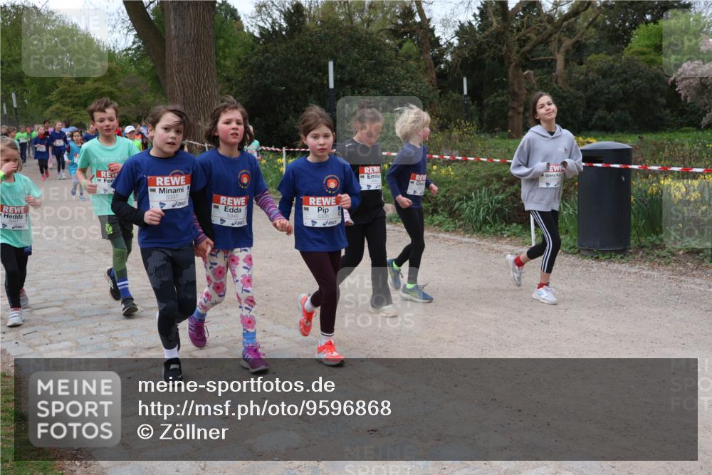 25.04.2026 - Das Zehntel Zöllner http://msf.ph/oto/9596868 25.04.2026 10:47:12 Laufen 5337, 5349 meine-sportfotos.de