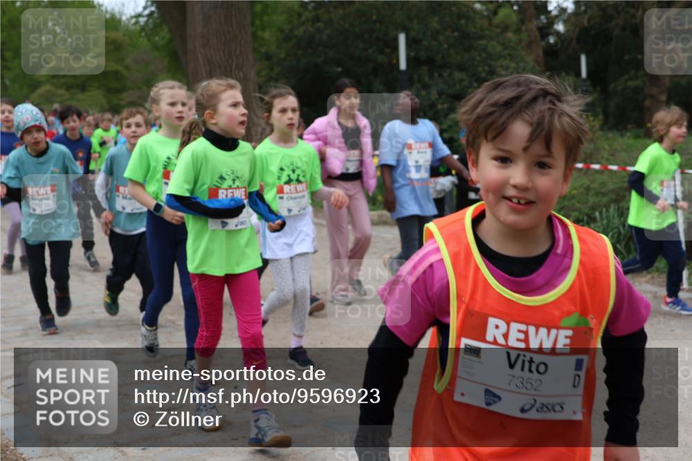 25.04.2026 - Das Zehntel Zöllner http://msf.ph/oto/9596923 25.04.2026 10:47:25 Laufen 7352 meine-sportfotos.de