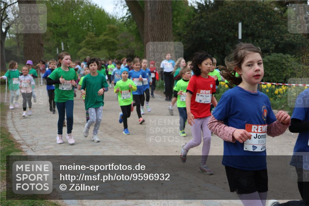 25.04.2026 - Das Zehntel Zöllner http://msf.ph/oto/9596932 25.04.2026 10:47:28 Laufen 6162, 5334 meine-sportfotos.de