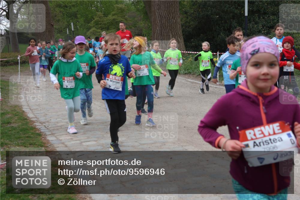 25.04.2026 - Das Zehntel Zöllner http://msf.ph/oto/9596946 25.04.2026 10:47:32 Laufen 5945, 68, 7996 meine-sportfotos.de
