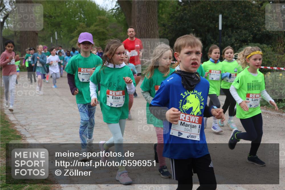 25.04.2026 - Das Zehntel Zöllner http://msf.ph/oto/9596951 25.04.2026 10:47:33 Laufen 6472, 6459, 5945, 7014 meine-sportfotos.de