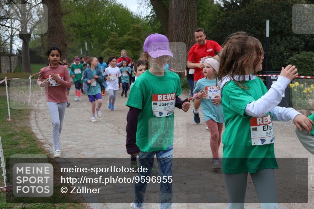 25.04.2026 - Das Zehntel Zöllner http://msf.ph/oto/9596955 25.04.2026 10:47:34 Laufen 6472, 7447, 6459 meine-sportfotos.de