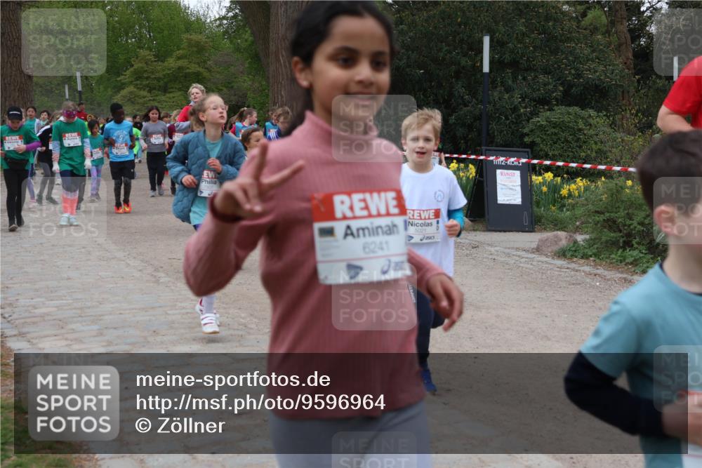 25.04.2026 - Das Zehntel Zöllner http://msf.ph/oto/9596964 25.04.2026 10:47:36 Laufen 6241, 5021 meine-sportfotos.de