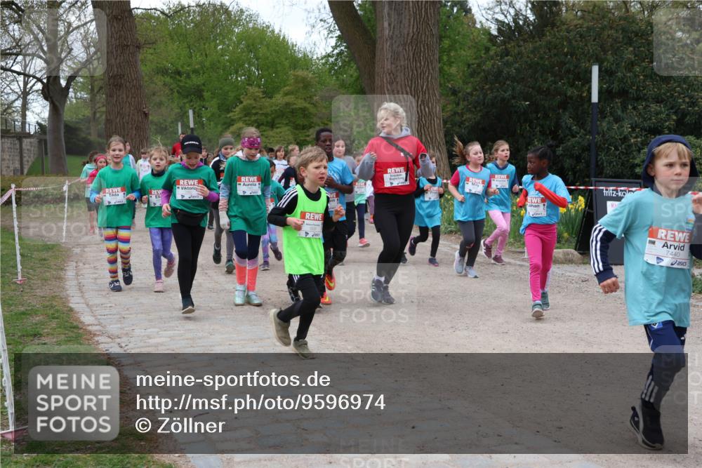25.04.2026 - Das Zehntel Zöllner http://msf.ph/oto/9596974 25.04.2026 10:47:38 Laufen 6834, 7440 meine-sportfotos.de