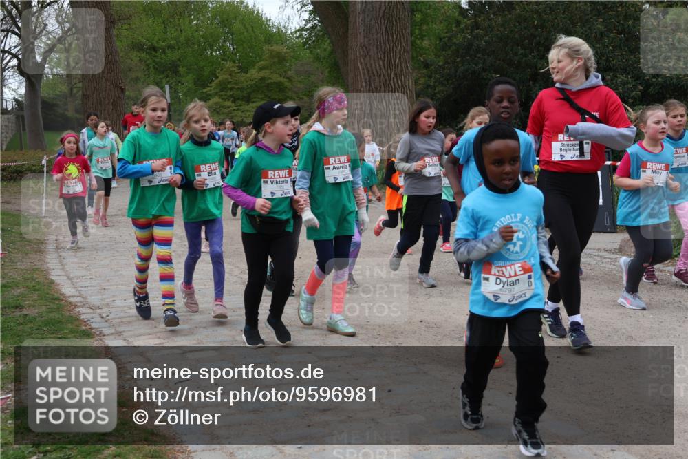 25.04.2026 - Das Zehntel Zöllner http://msf.ph/oto/9596981 25.04.2026 10:47:40 Laufen 6797 meine-sportfotos.de
