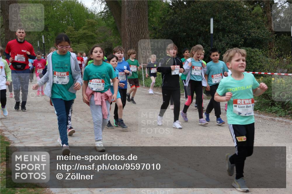 25.04.2026 - Das Zehntel Zöllner http://msf.ph/oto/9597010 25.04.2026 10:47:47 Laufen 5873, 5989 meine-sportfotos.de