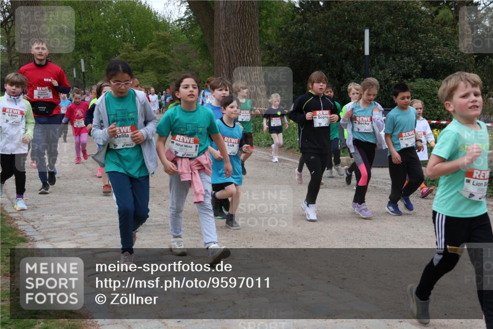 25.04.2026 - Das Zehntel Zöllner http://msf.ph/oto/9597011 25.04.2026 10:47:47 Laufen 5871, 5873, 5647, 5988 meine-sportfotos.de