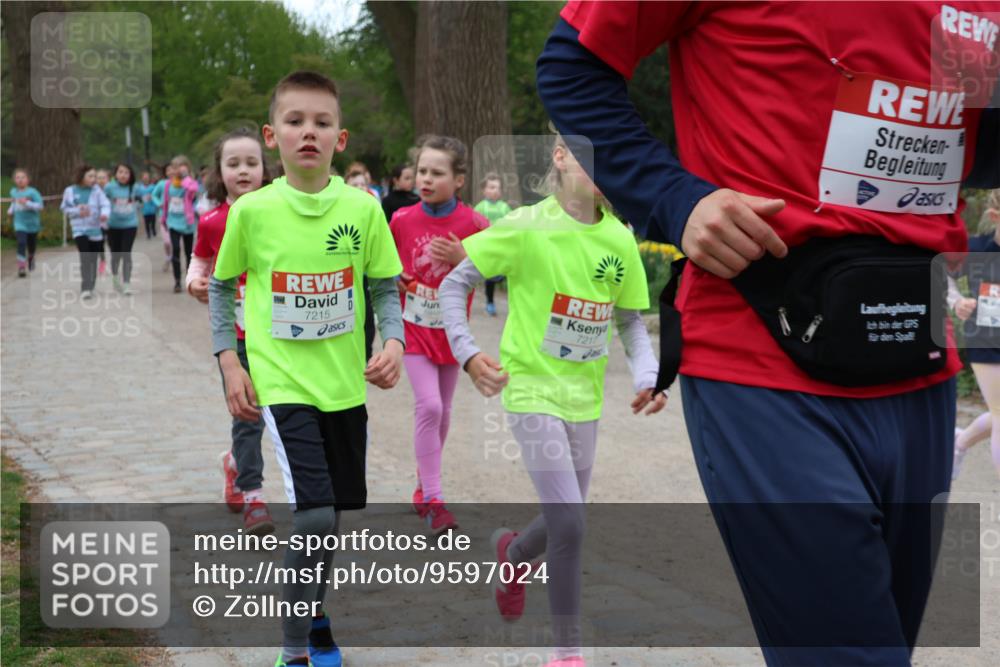 25.04.2026 - Das Zehntel Zöllner http://msf.ph/oto/9597024 25.04.2026 10:47:51 Laufen 7215, 7217 meine-sportfotos.de
