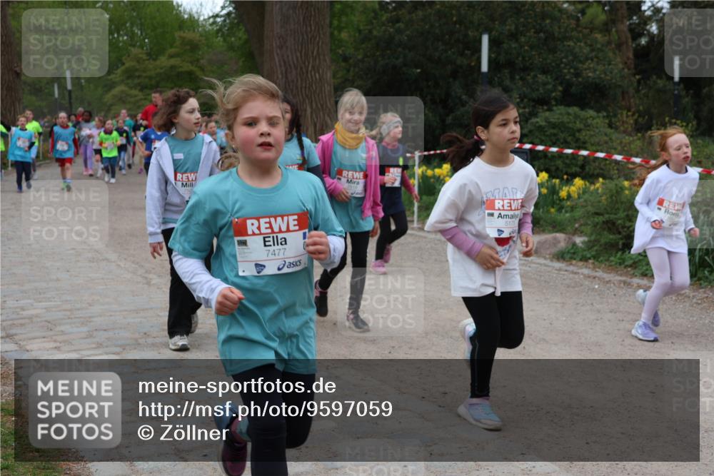 25.04.2026 - Das Zehntel Zöllner http://msf.ph/oto/9597059 25.04.2026 10:47:58 Laufen 7477, 7519, 5175 meine-sportfotos.de